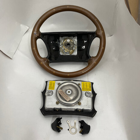 Maserati Quattroporte 4  Steering Wheel - 377800104