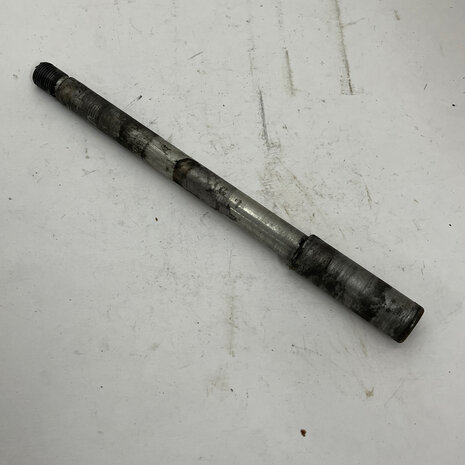 Ducati Paso front wheel axle - 037077330