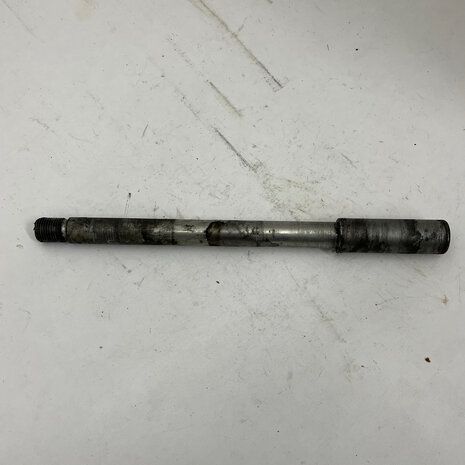 Ducati Paso front wheel axle - 037077330