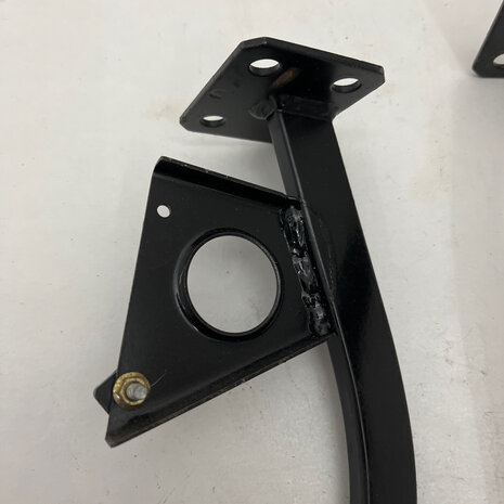 Maserati Quattroporte 4 - SET LH & RH tray bracket - 372308111 - 372308112