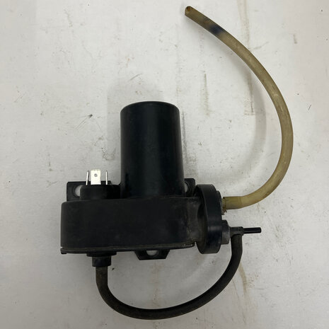 maserati Quattroporte 4 - vacuum pump 325520172