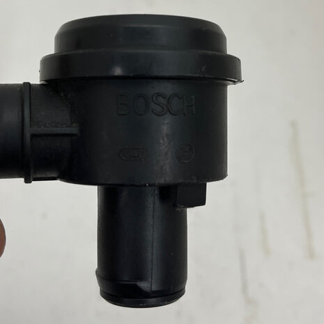 Maserati Quattroporte 4 BYPASS VALVE ON TURBOCHARGER - 571365700
