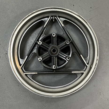 Ducati - Oscam paso 750 sport silver grey version Front wheel 3,75 x 16 - 037077155
