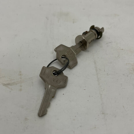 Ducati Paso F1 key from set - 067088560