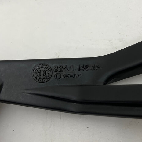 Ducati 848 1098 1198 footpeg holder set black - 82411481AB - 82411491AB