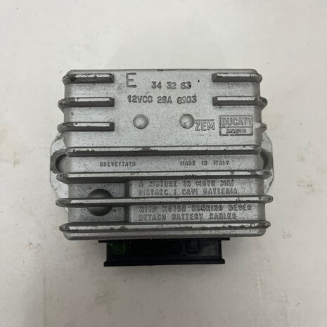 GT 750 bevel rectifier regulator Ducati 12VCC 28a 8805