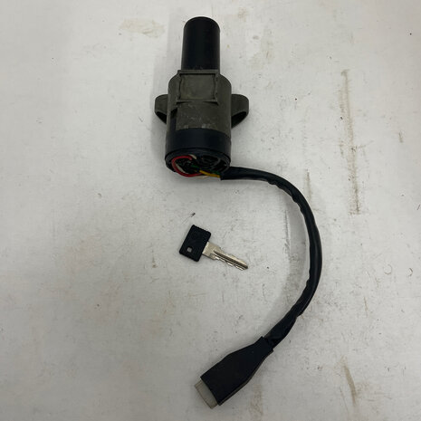 Ducati incomplete 750 sport Key switch - with key - 65240011A