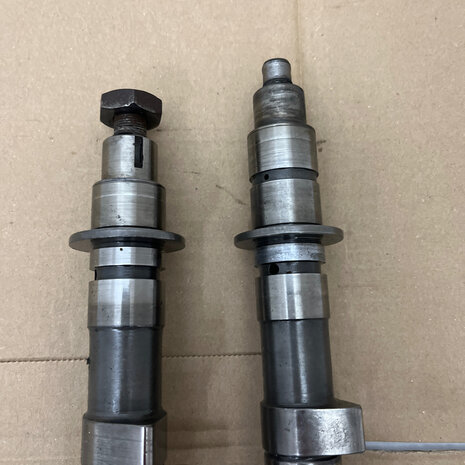 Maserati quattroporte 4 -  INTAKE CAMSHAFT, ASSY -  311053118