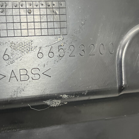 Maserati Quattroporte 5 Glove box M 139 - 66523200