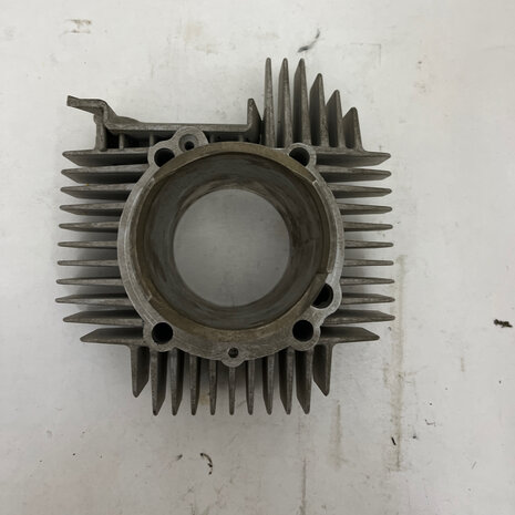 Ducati 74 mm cylinder head horizantal - 066017210 - 066017213 Pantah 500