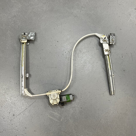 Maserati Quattroporte 4 '95 window regulator right rear door - 377705071
