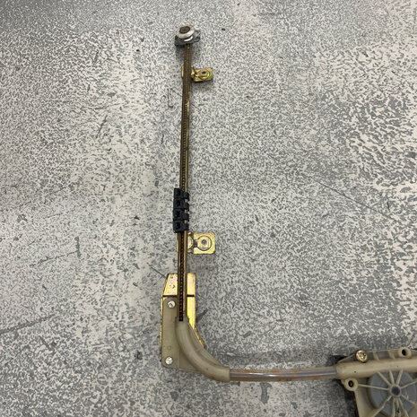 Maserati Quattroporte 4 '94 window regulator right rear door - 377705071