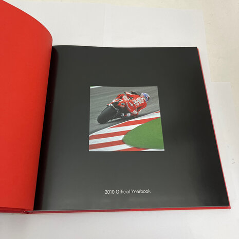 Ducati 2010 Official Yearbook 