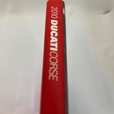 Ducati 2010 Official Yearbook 