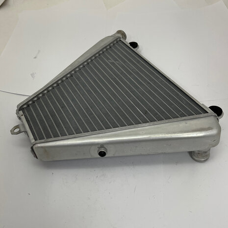 Ducati Panigale & Streetfighter  V2 2024 RADIATOR, WATER LOWER 54841211A