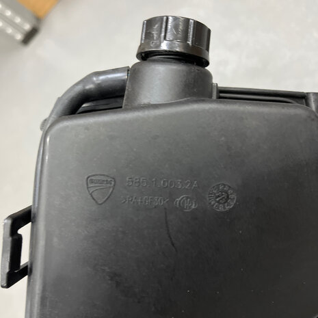 Ducati Panigale V2 2024 BRACE, RADIATOR 48411542A